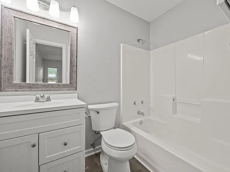 2033 Derby Run Rd — Photo 12