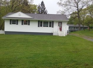 2871 Shadylane Dr, New Castle, PA