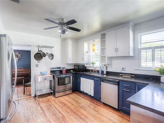 5th image of 5040 Gypsy Ln