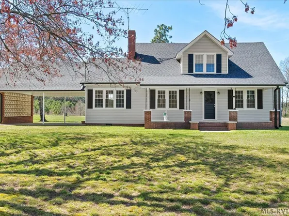 7615 Christanna Hwy, Gasburg, VA 23857