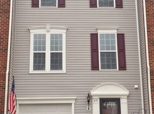 835 Blossom Dr, Hanover, PA 17331