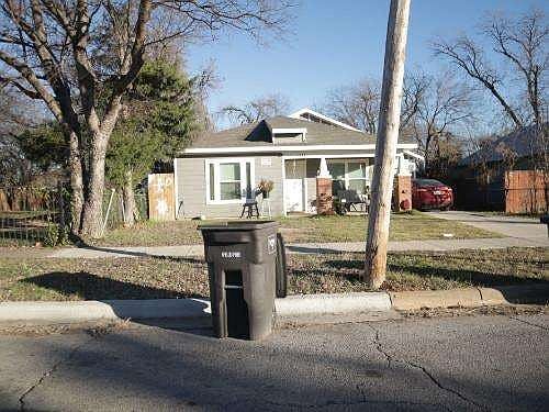 1st image of 1415 E Jefferson Ave