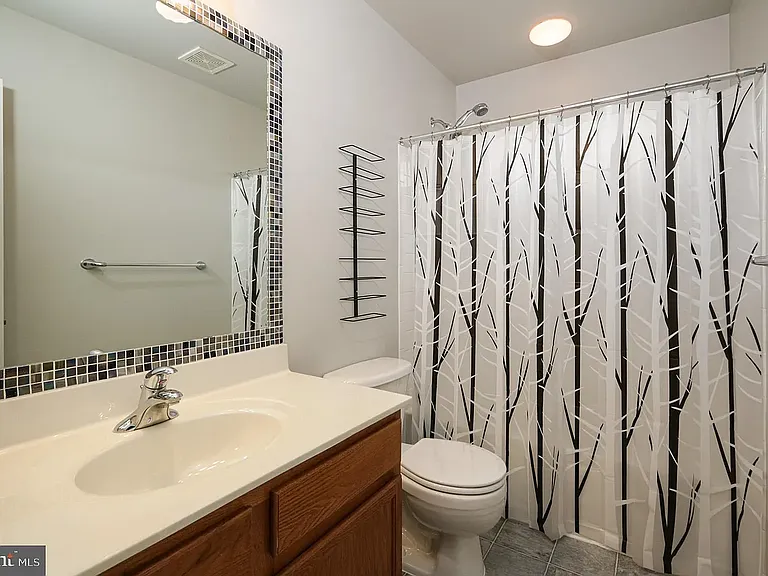 564 Woodruff Ln — Photo 49