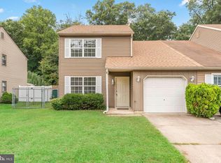 29 Lanford Rd, New Castle, DE 19720