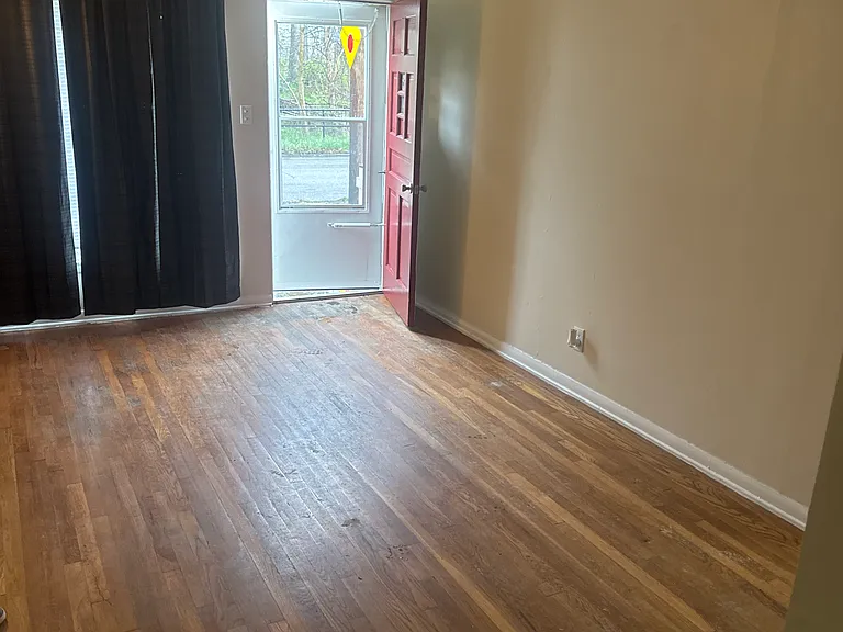 12613 Milligan Ave — Photo 5