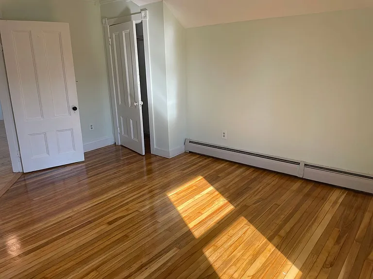 524 Central Ave — Photo 8