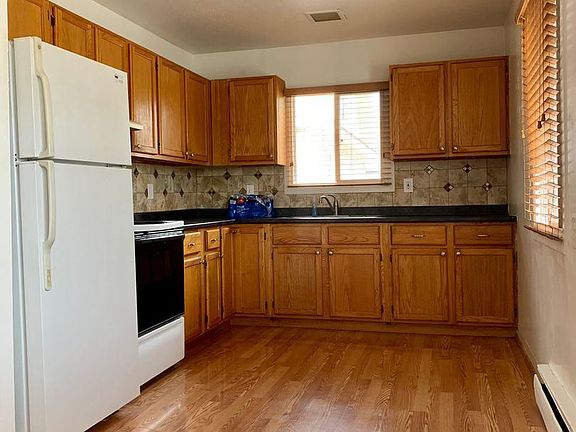 4th image of 2640 2nd Ave S APT 31