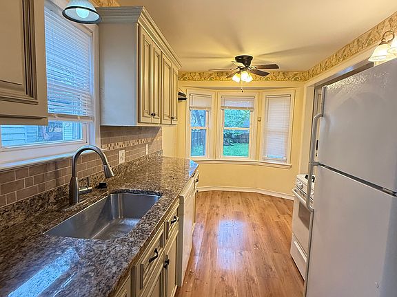 4th image of 2169 Mansfield Rd