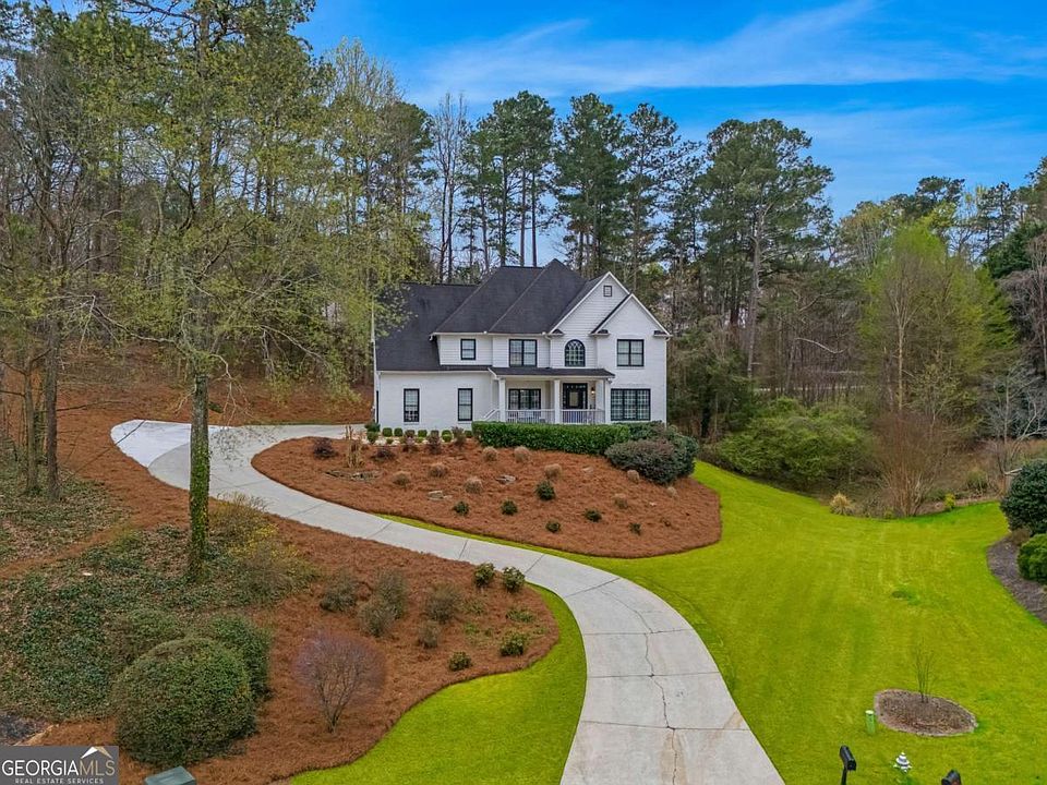 1st image of 204 Carrington Estates Ct