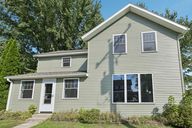 S8302A Denzer Rd-S1209-001.jpg