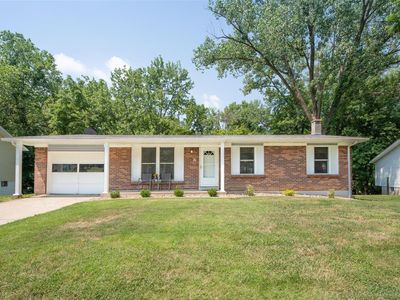 22 S Boxwood Ln, O'Fallon, MO, 63366