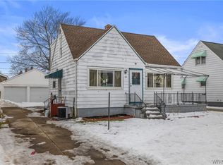 12 Leonard Post Dr, Buffalo, NY 14211