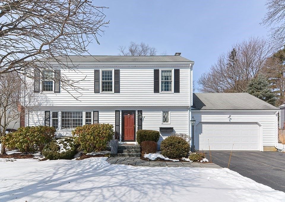 1st image of 6 Pilgrim Rd