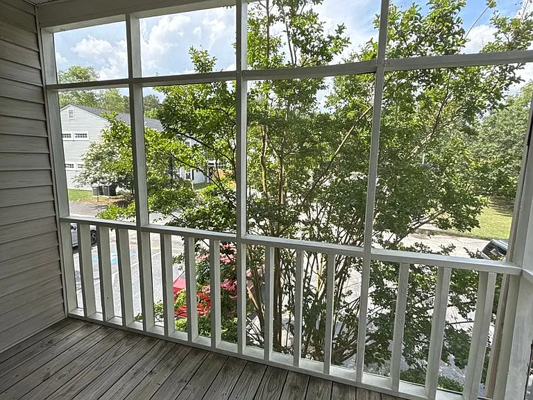 701 Coventry Ln #B5 — Photo 6