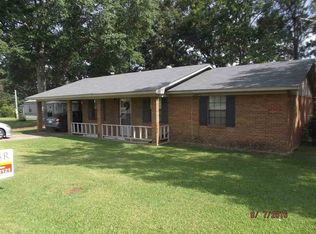 610 SE 7th St, Magee, MS 39111