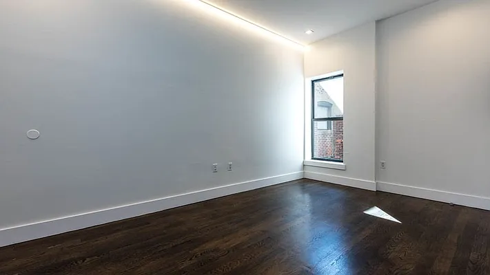 Rented by Nooklyn NYC LLC | media 26