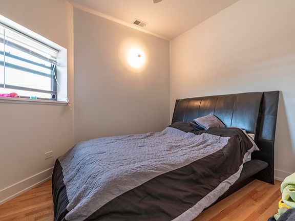 4th image of 5601 W Belmont Ave #206