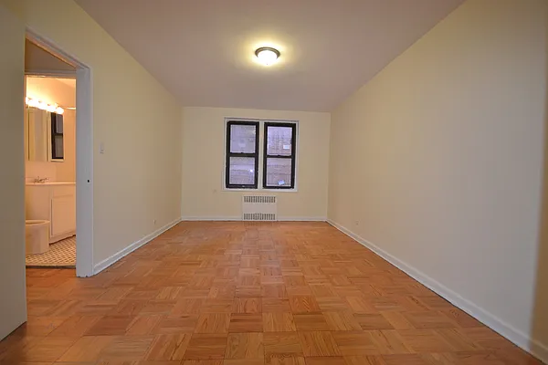 Rented by Silverstein Collection LLC  | media 17