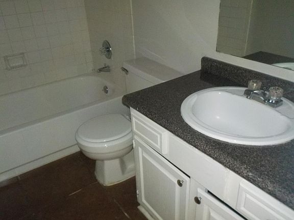 5th image of 4425 Chuck Ave