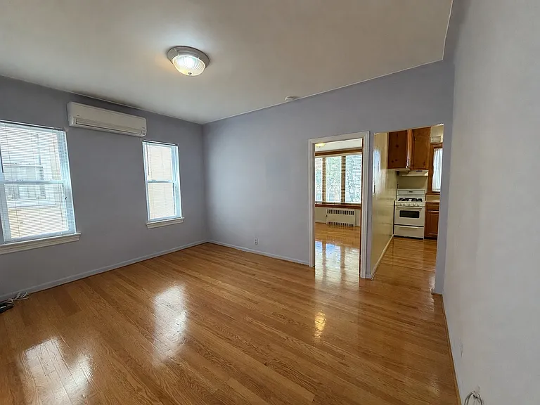 1246 72nd St #2 — Photo 5