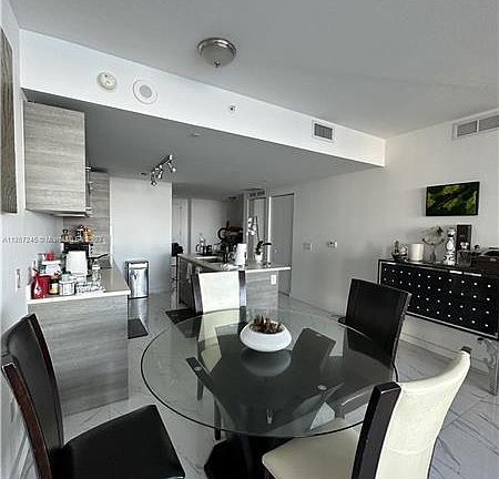 4th image of 650 NE 32nd St Unit 1706