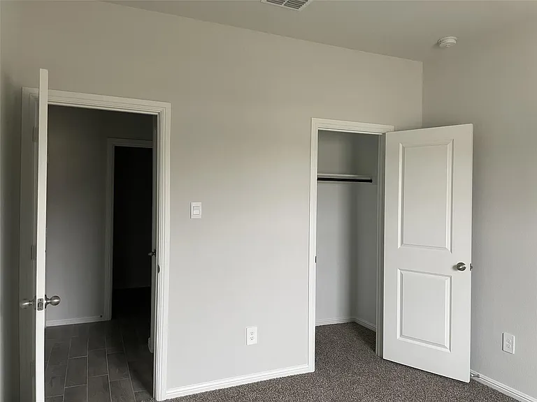 8521 Centerboard Ln — Photo 18