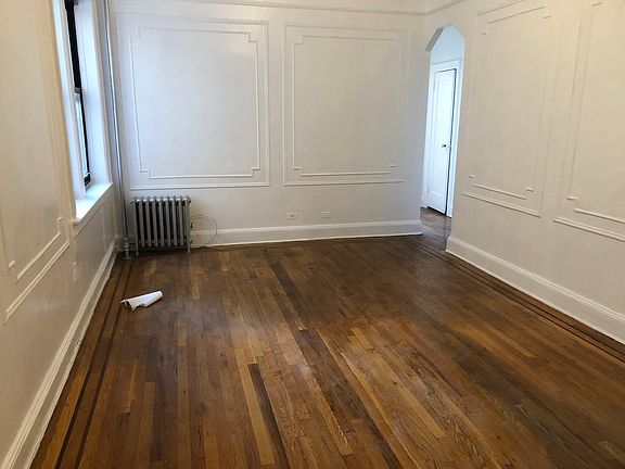 4th image of 35-25 29th St #B4
