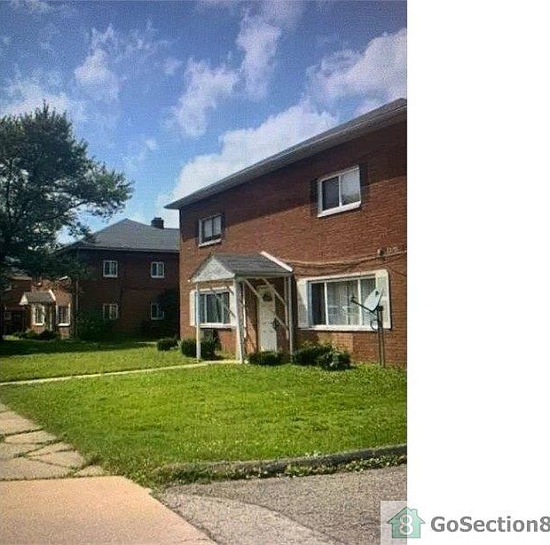 1st image of 23823 Banbury Cir #H1