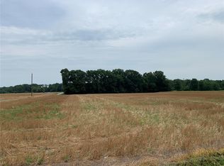 6730 Emerson Ln, Alhambra, IL 62001