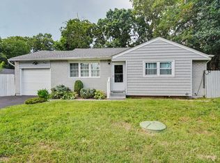 32 Lake Pl, Wyandanch, NY 11798