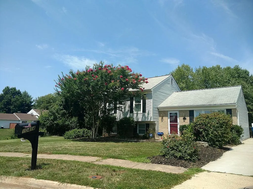10414 Falls Forest Pl photo 1