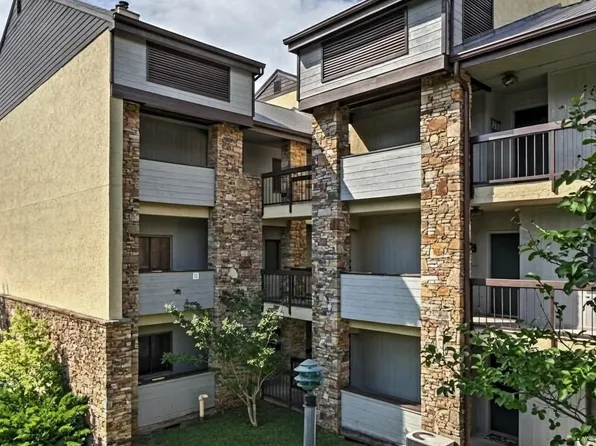 1130 Ski View Dr #305, Gatlinburg, TN 37738