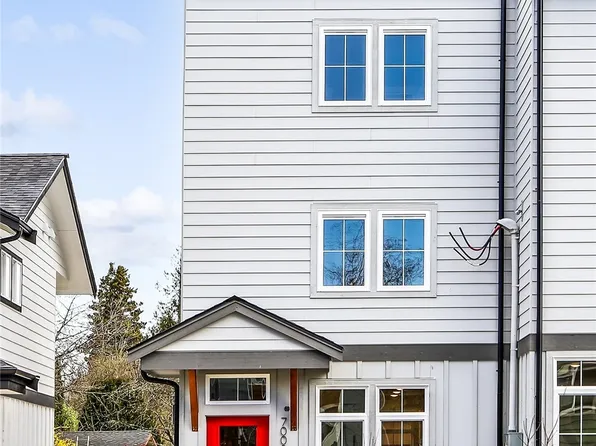 7000 B 32nd Avenue NW, Seattle, WA 98117
