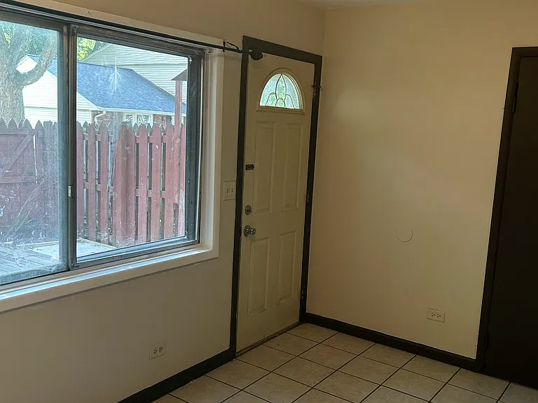 1829 McKool Ave — Photo 5