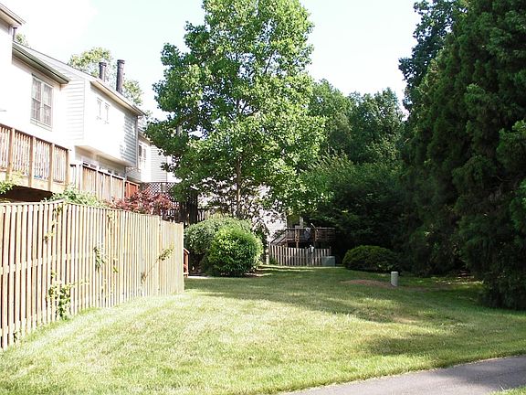 2nd image of 3870 Mohr Oak Ct