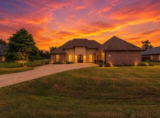 1214 Rue Blakeney, Lake Charles, LA 70611