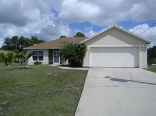 2401 SW Fairgreen Rd, Port Saint Lucie, FL 34953