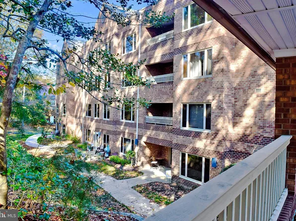 23140 Cobblestone Ln APT 207, California, MD 20619