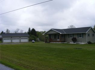 17936 Reservoir Rd, Saegertown, PA 16433