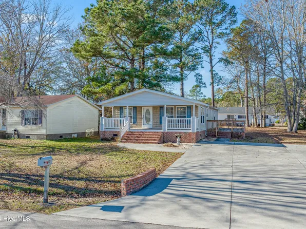 1070 Waterview Lane SW, Carolina Shores, NC 28467