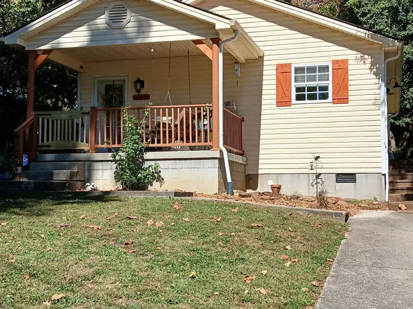 140 Liberty Ave, Berea, KY 40403