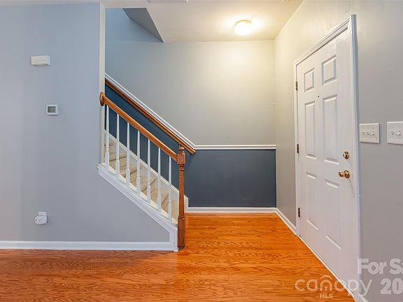 3rd image of 10350 McGoogan Ln