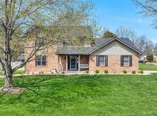 451 Burroughs Rd, Columbia, IL
