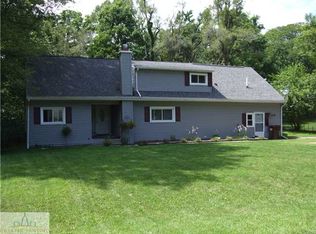 6126 Coulson Ct, Lansing, MI 48911