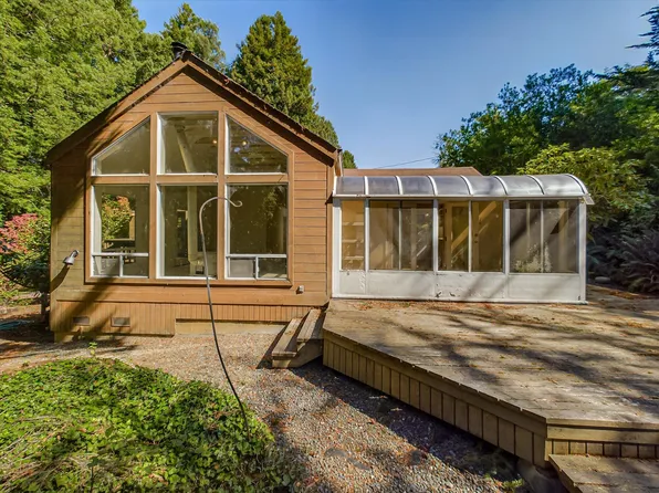 2638 Pigeon Point Rd, Eureka, CA 95503