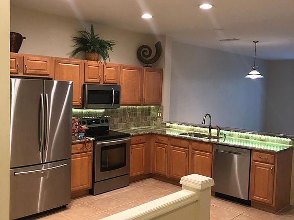 2nd image of 8430 Village Edge Cir APT 3