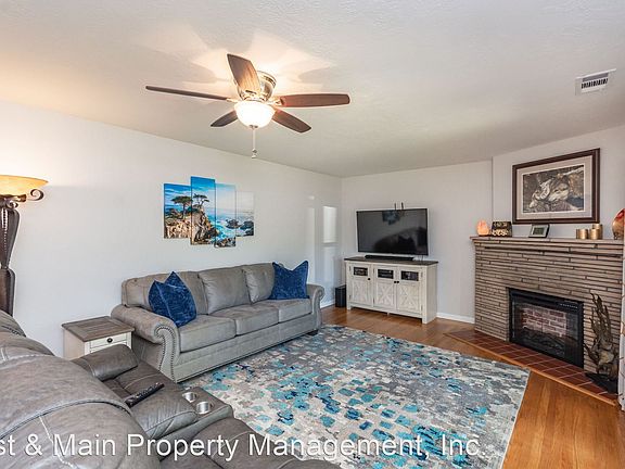5th image of 2173 Euclid Ave