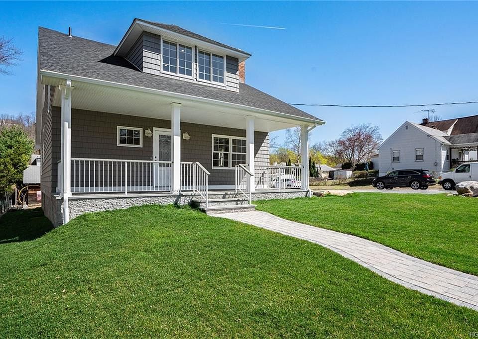 1st image of 22 Clunie Ave