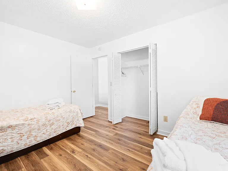 114 Cambridge Rd — Photo 26