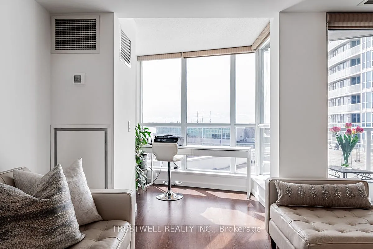3 bed, $4,550 — Photo 3